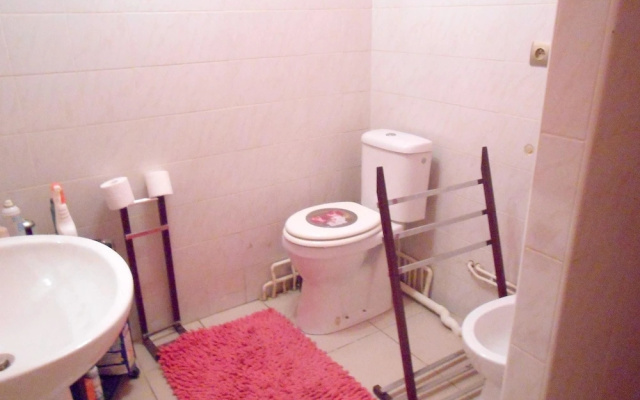 House With 8 Bedrooms in Villeurbanne, With Wifi