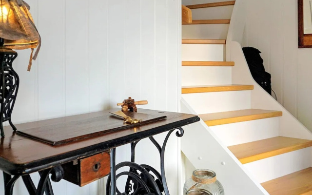 6 Person Holiday Home in Rönnäng