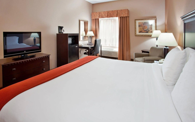 Holiday Inn Express Kansas City-Liberty by IHG