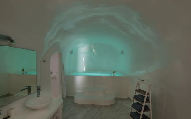 Infinity Collection Privé- Adults Only