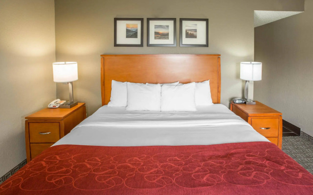 Vista Suites Hotel Near Island Drive Pigeon Forge