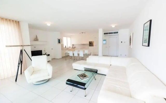 Maccagno Apartments