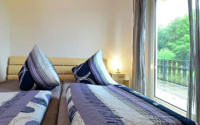Garden-view Apartment in Heringhausen Lake City Centre
