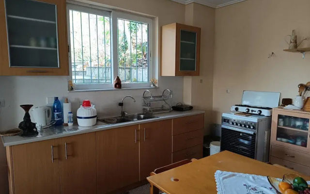 Hillview Holiday Home in Kalavrouza