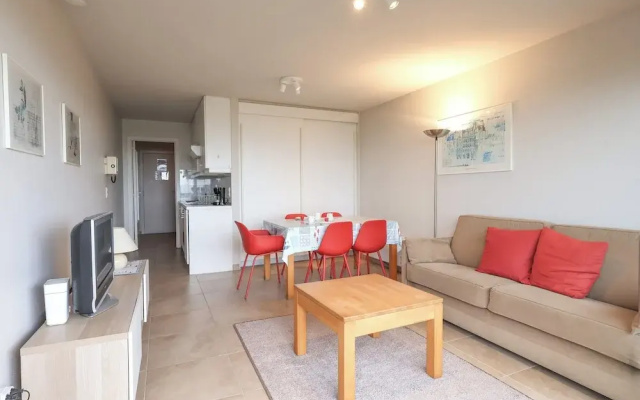 Apartment in Koksijde Near Sandy Beaches