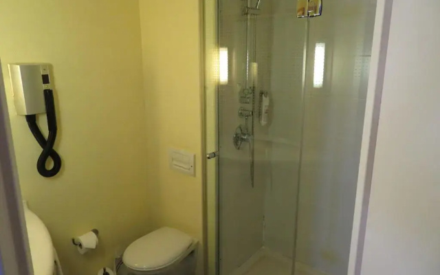 Ibis Oran Les Falaises