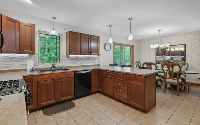 Woodland Escape - Upper Suite