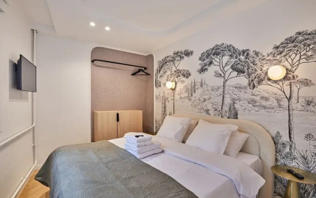 Apartment With AC Saint-germain des Pres / Rennes