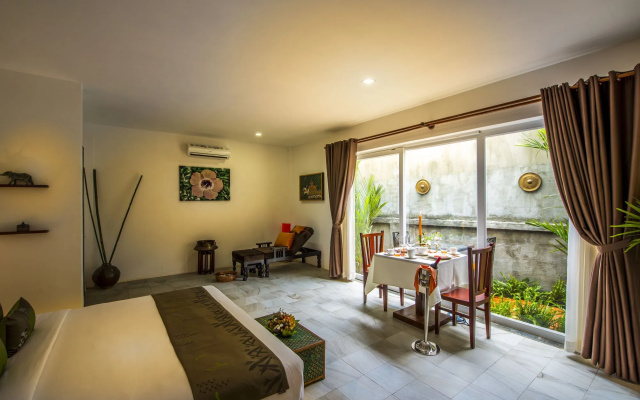 Mane Village Suites