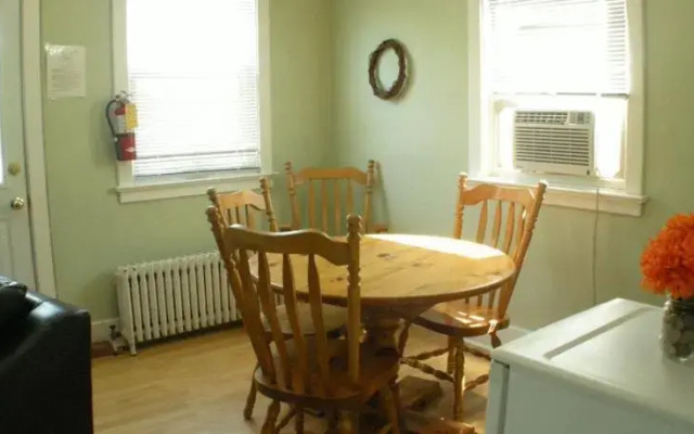 Brock Street Bed & Breakfast
