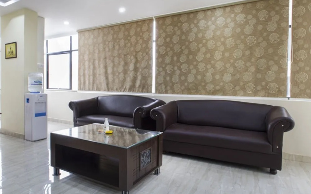 OYO 6661 Aurum Abode