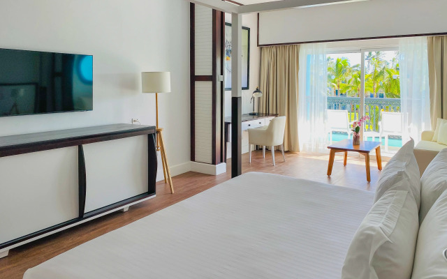 Ocean Blue & Sand Beach Resort - All Inclusive