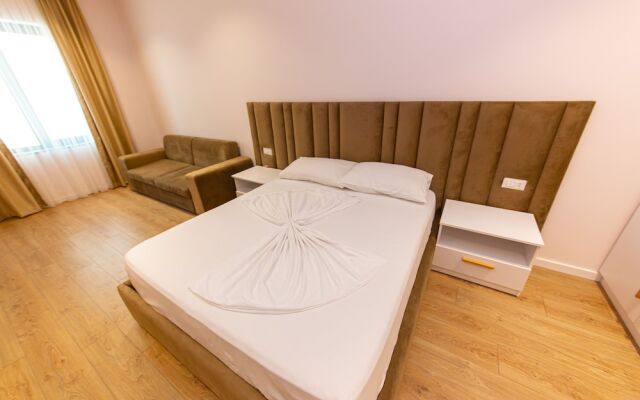 Hotel Riva Durres вид на фасад