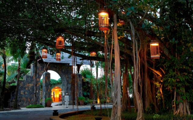 Отель Shangri-La Le Touessrok, Mauritius Маврикий, Тру-д'о-Дус - отзывы, цены и фото номеров - забронировать отель Shangri-La Le Touessrok, Mauritius онлайн вид на фасад