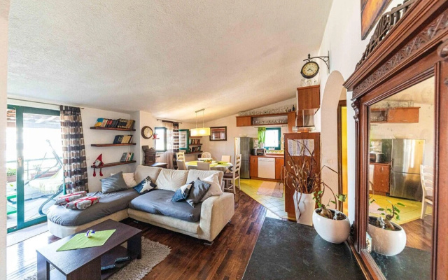 Amazing Apartment in Mastrinka With 2 Bedrooms and Wifi