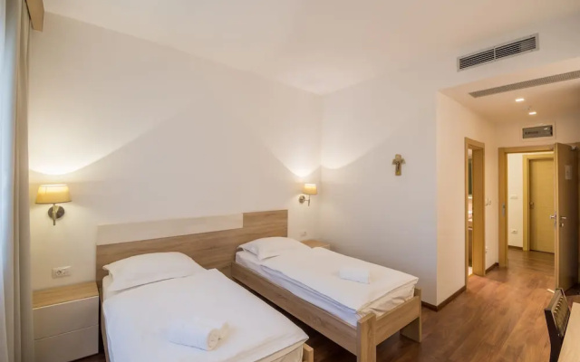 Hotel Quercus