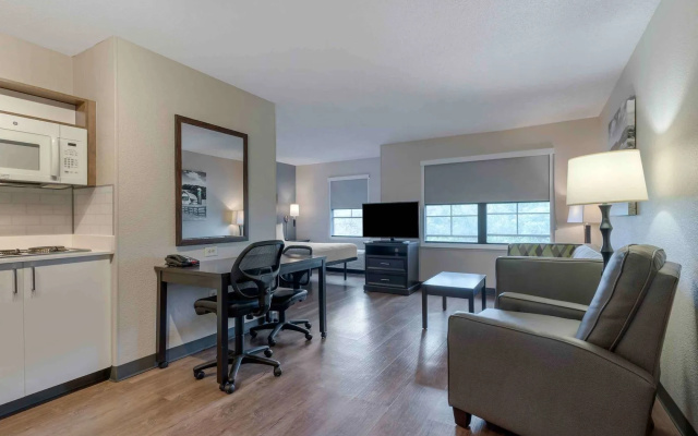 Extended Stay America Suites Santa Barbara Calle Real