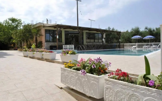 Kozanos Hotel & Suites