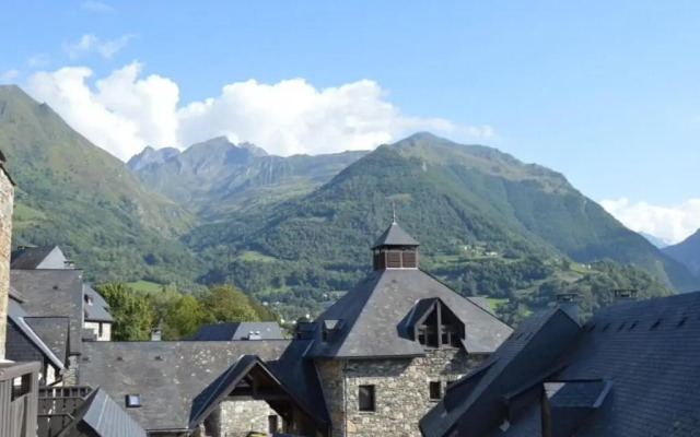 Appartement Esquièze-Sère, 4 pièces, 7 personnes - FR-1-402-73