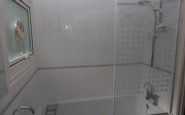 Villa 44