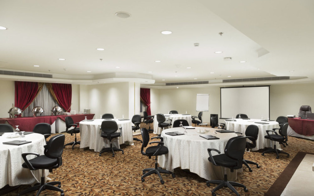 Razan Al Rawdha Hotel