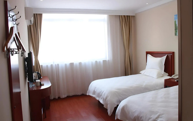 GreenTree Inn Shanghai Luojing Express Hotel