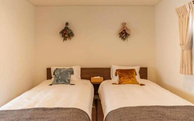 Bijou Suites Century