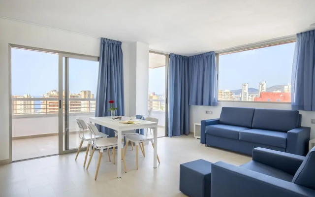 Levante Lux