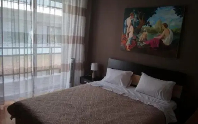 Konstantin Apartment