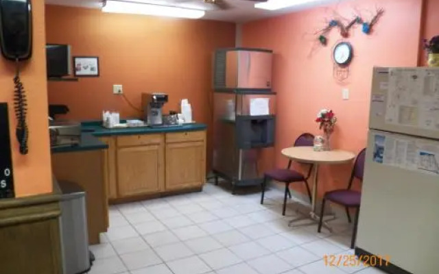 Scotwood Motel
