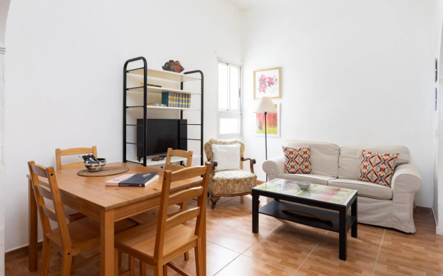 Home2Book Cozy Apartment Santa Cruz Center, Wifi