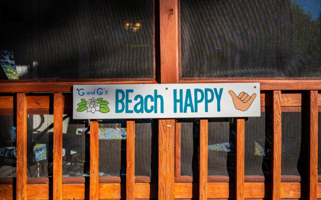 Beach Happy by Oak Island Accommodations