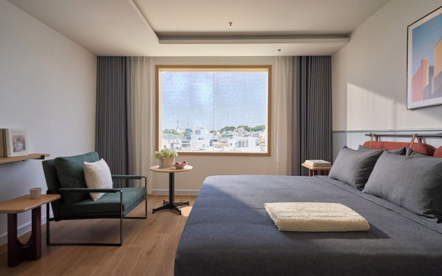 Express by M Village Hoang Viet