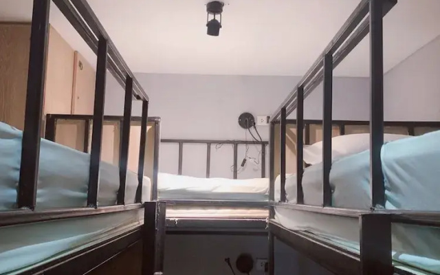 BM Loft On Nut & Massage