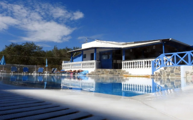 Blue Garden Apartments