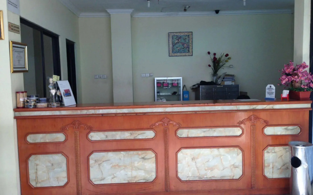 Hotel Lautze Indah