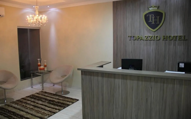 Topazzio Hotel