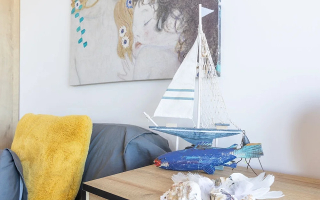 Apartment on the 6th Floor With sea View