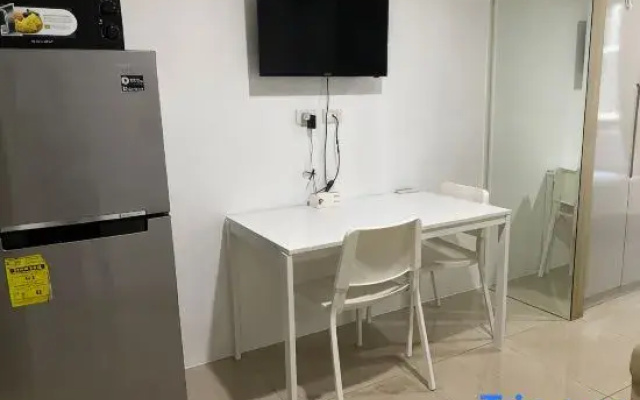 Shore residence - Near MOA NAIA - 915
