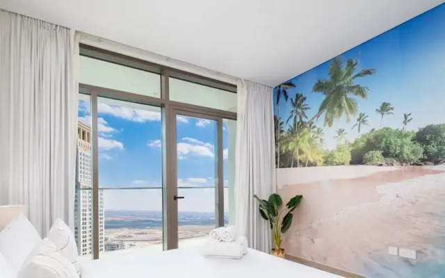 LUX The Creek Palace Residence Suite