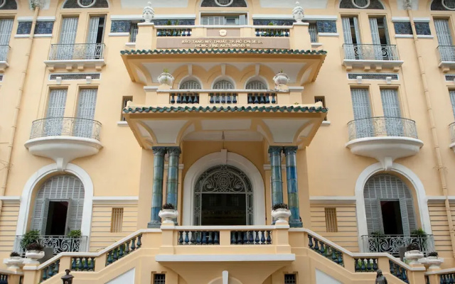 Tiffany Luxury Apartment