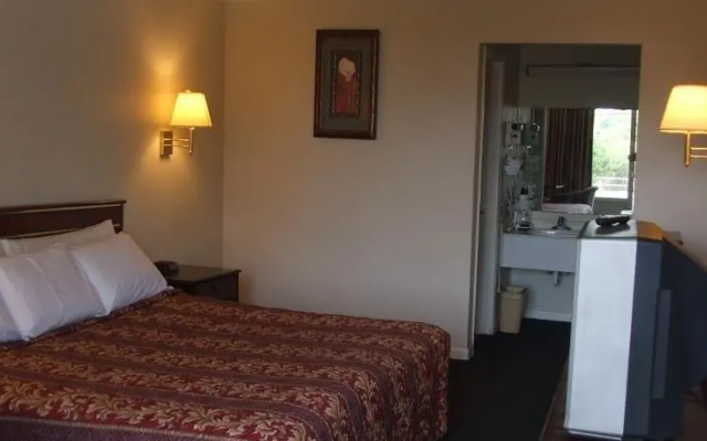 Travelodge Opelika