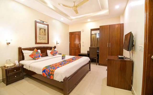 FabHotel Primero