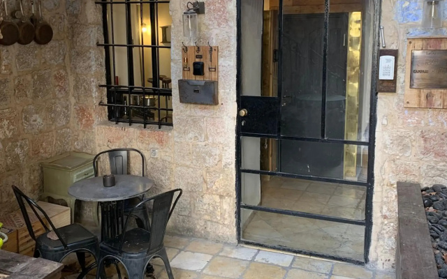 Private Room Studio Suite Jerusalem
