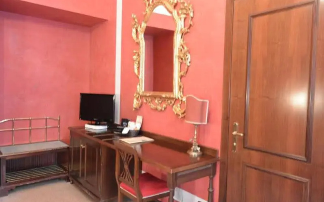 Boutique Apartment San Moise
