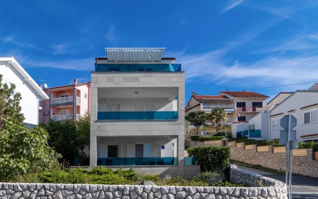 Amazing Home in Dramalj With Wifi and 2 Bedrooms