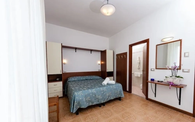 Hotel Sayonara