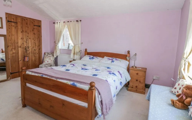 Megs Cottage