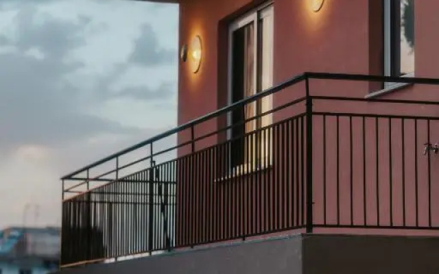 193 Urban Hotel