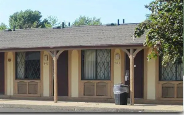 Kensington Inn - Howell